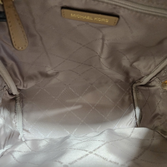 Michael Michael Kors Rhea Peanut MD Zipper Leather Backpack main image 7
